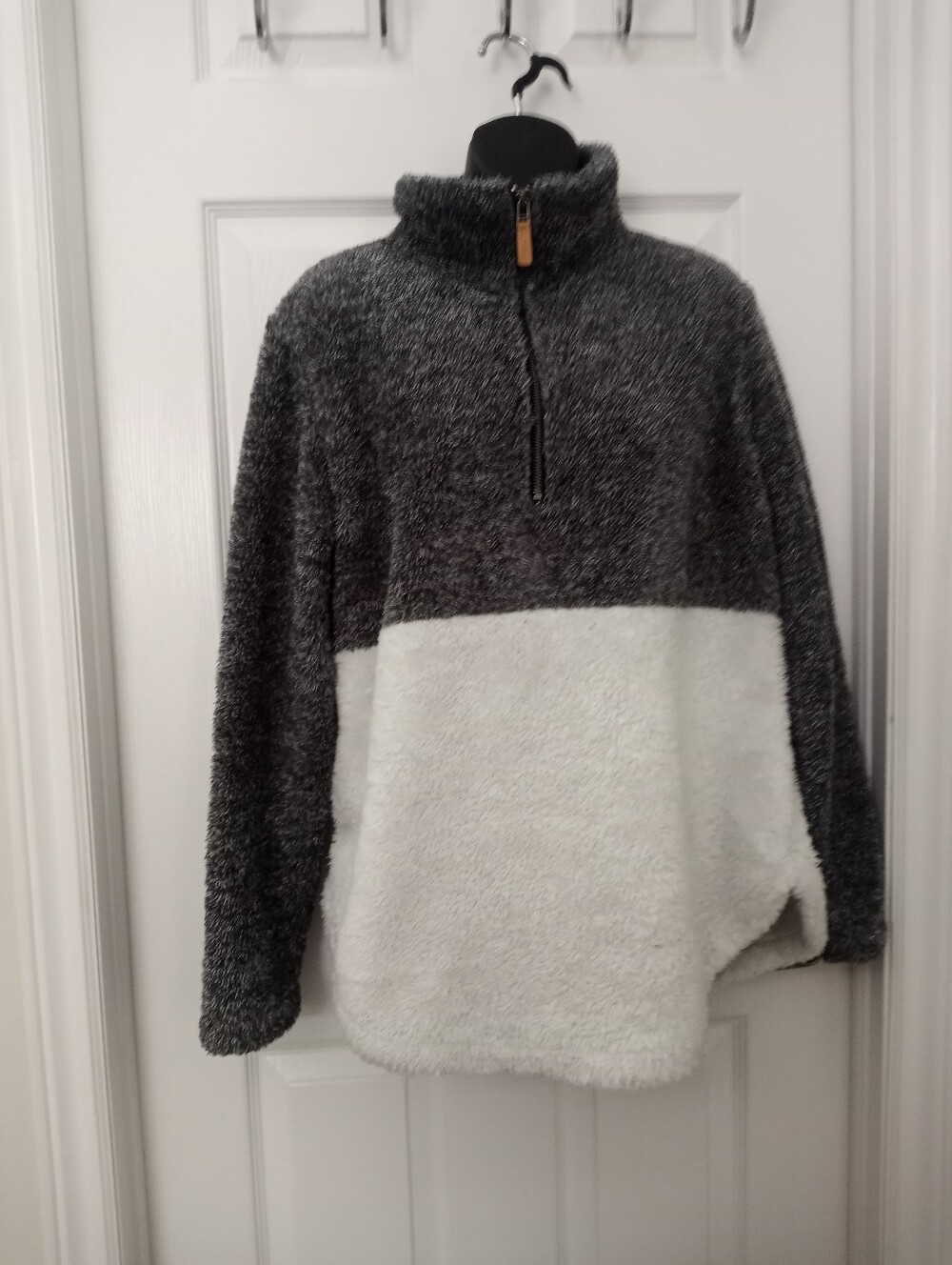 PJ SALVAGE Pullover